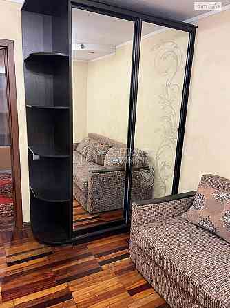 Продаж Квартира 3-кімнатна, 1/16 поверх на вул. Полевая Харків