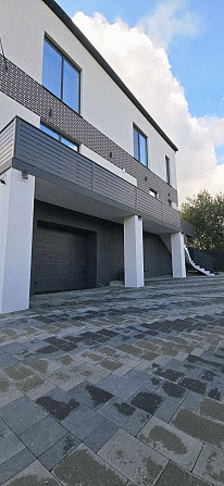 Продаж 3-поверховий  з ділянкою 12 сот 296 кв.м 7+ кімн. на Солуки вул. Підрясне - фото 2