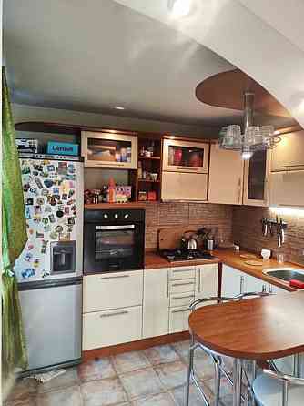 Продаж Квартира 3-кімнатна, 9/9 поверх на Щусєва, 40 Київ