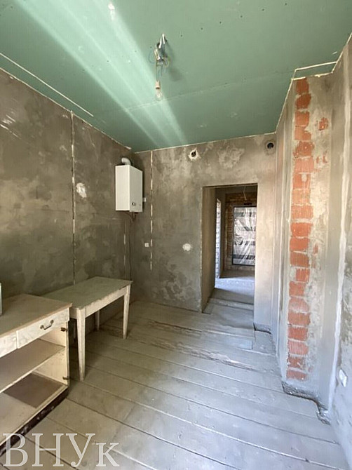 Продаж Квартира 3-кімнатна, 2/3 поверх на Доброго Чернівці - фото 1