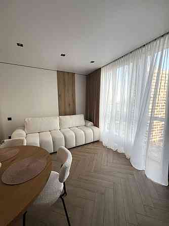 Продаж Квартира 2-кімнатна, 16/25 поверх на Всеволода Змієнка вул., д. 15/23 Київ