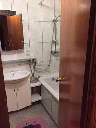 Оренда Квартира 2-кімнатна, 8/30 поверх на Дніпровська набережна, 1 Київ