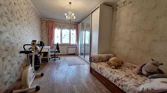 Оренда Квартира 1-кімнатна, 13/17 поверх на Драгоманова, 12 Kiev