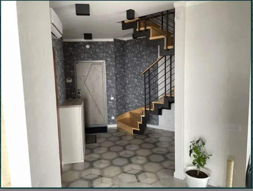 Продаж 3к Квартира 96 кв.м жаботинского Одеса - фото 1