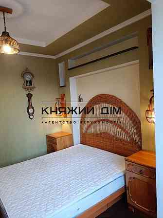 Оренда Квартира 3-кімнатна, 5/10 поверх на вул. Цветаевой Марины ул./ Олександри Екстер Київ