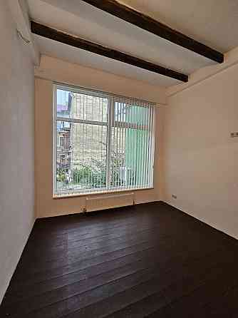 Продаж Квартира 3-кімнатна на ул. Дегтярная, 8 Одеса