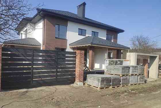 Продаж 3-поверховий Будинок з ділянкою 2.2 сот 120 кв.м 4 кімн. на Гаражна Zhytomyr
