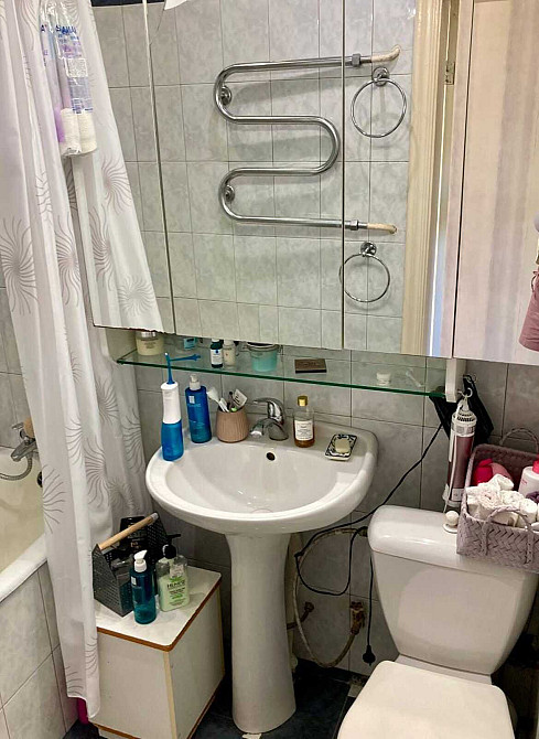 Оренда Квартира 1-кімнатна, 4/5 поверх на Олеся Гончара ул. Kiev - photo 4