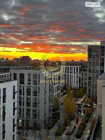 Продаж Квартира 3-кімнатна на Салютная ул. Київ