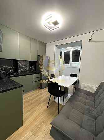 Простора 2-кімнатна з якісним ремонтом у ЖК «Петрівський квартал» 