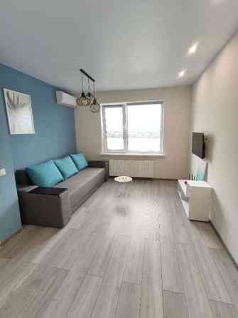 Оренда Квартира 1-кімнатна, 17/27 поверх на ул. Вишняковская, 2 Київ