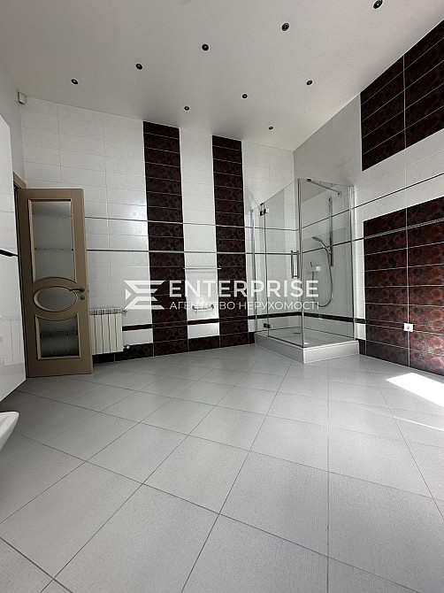 Оренда 2-поверховий Будинок з ділянкою 12 сот 250 кв.м 7+ кімн. на Князя Святослава вул.  - фото 16