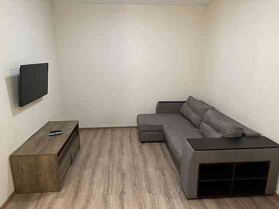 Оренда Квартира 2-кімнатна, 4/12 поверх на Заречная ул., 2 к 3 Kiev