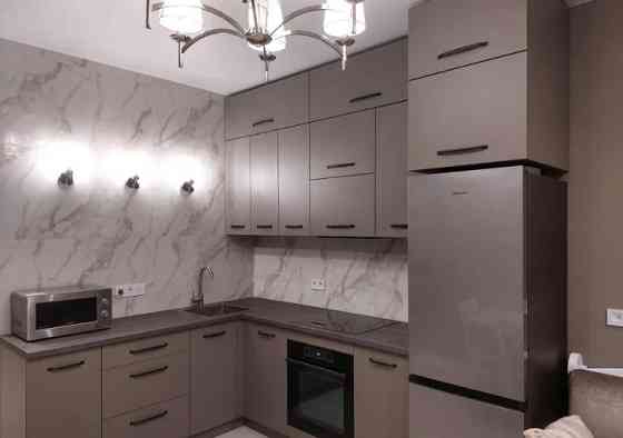 Оренда Квартира 1-кімнатна, 23/25 поверх на Толбухина ул., 135 Одеса