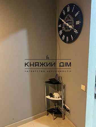 Продаж Квартира 1-кімнатна, 1/16 поверх на Ревуцкого ул. Київ