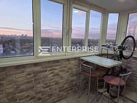 Продаж 3к Квартира 90 кв.м Макаренко вул. Kiev