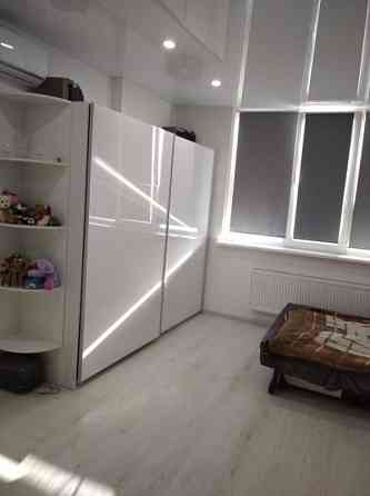 Оренда Квартира 1-кімнатна, 4/28 поверх на пр. Николая Бажана, 93 Київ