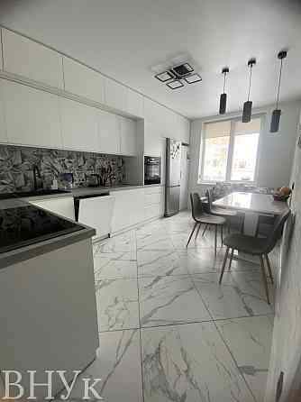 Продаж Квартира 3-кімнатна, 2/16 поверх на вул. Городоцька Львов