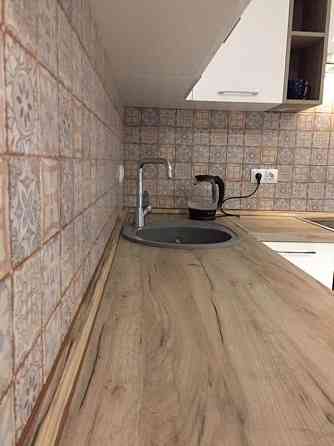 Оренда Квартира 1-кімнатна, 3/27 поверх на Заречная ул., 1 Київ