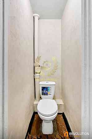 Продаж Квартира 2-кімнатна на Чернобыльская ул., 9 Kiev