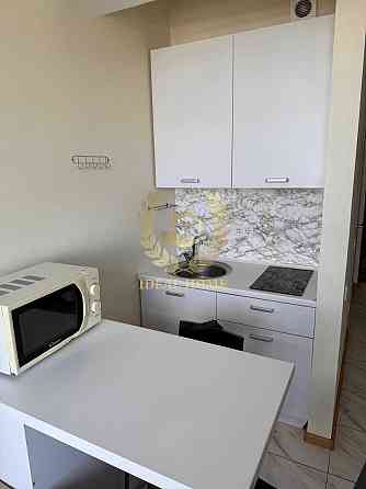 Продаж студії м .Берестейська Киев