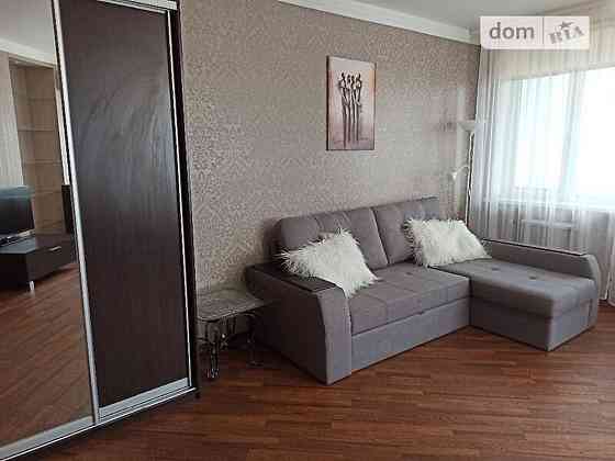 Оренда Квартира 2-кімнатна, 24/26 поверх на ул. Михаила Гришко, 9 Київ