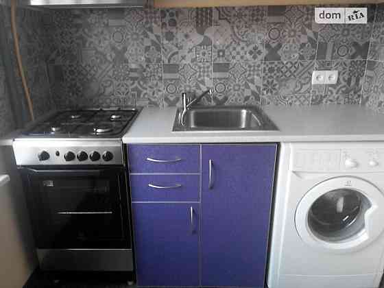 Оренда Квартира 2-кімнатна, 2/5 поверх на бул. Верховного Совета, 14 Киев