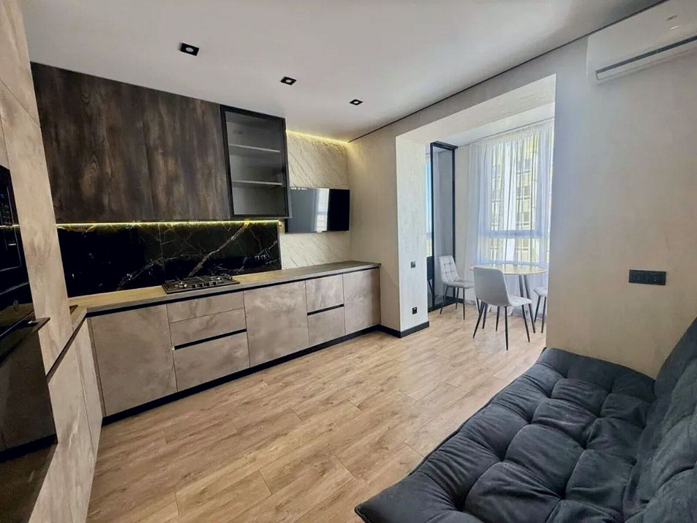 Продаж Квартира 2-кімнатна, 8/10 поверх на Содружества ул., 7 Дніпро - фото 1