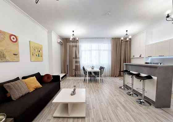 Оренда Квартира 3-кімнатна, 3/27 поверх на вул. Коновальца Евгения Kiev