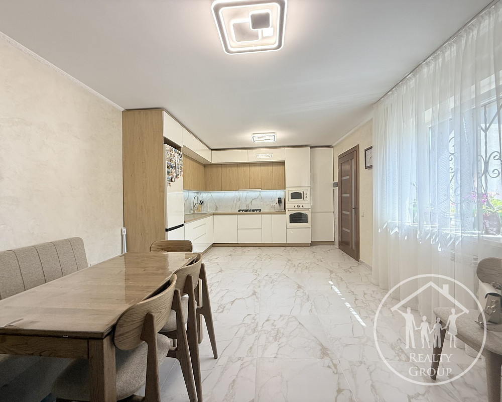 Продаж 2-поверховий Будинок з ділянкою 1.05 сот 121 кв.м  на Старознесенська вул. L'viv - photo 3