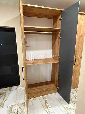 Продаж Квартира 2-кімнатна, 7/16 поверх на вул. Олеся Бердника Київ