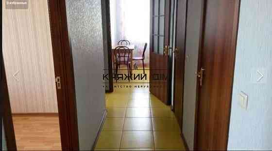 Оренда Квартира 2-кімнатна, 17/25 поверх на Урловская ул. Kiev