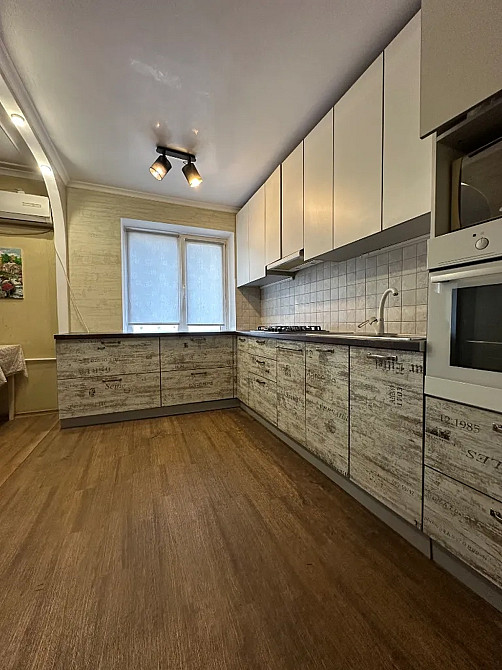 Продаж Квартира 3-кімнатна, 10/10 поверх на Мира пр., 13 Dnipro - photo 3