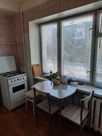 Продаж Квартира 2-кімнатна, 2/5 поверх на Метрологічна вул., д. 14 Київ