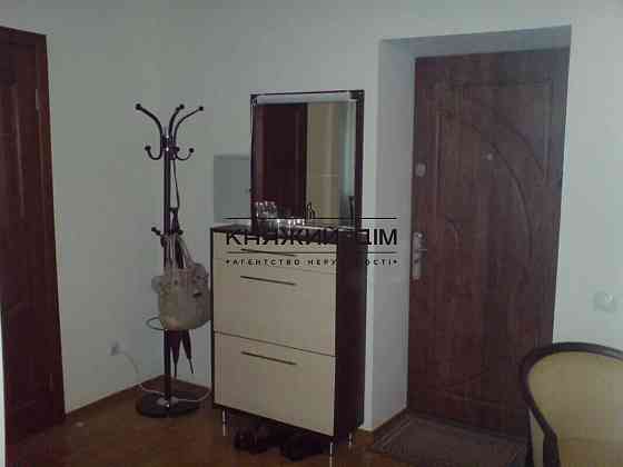 Продаж видової 1-кім. квартири біля метро Позняки. Код:21141513 Київ