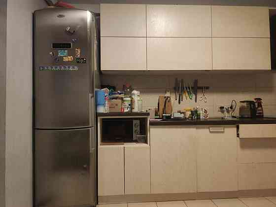 Продаж Квартира 2-кімнатна, 14/25 поверх на Милославська вул., д. 8 Kiev