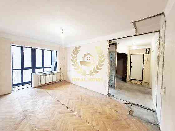 Продаж Квартира 3-кімнатна, 4/5 поверх Київ