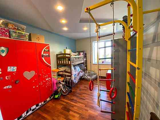 Продаж Квартира 2-кімнатна, 4/16 поверх на вул. Зубрівська Львов