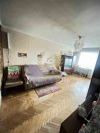 Продаж Квартира 2-кімнатна, 2/5 поверх на Галагановская ул., 14 Київ