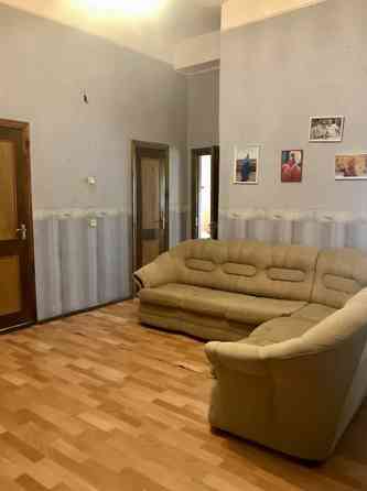 Продаж Квартира 3-кімнатна на ул. Бреуса, 61/2 Одесса