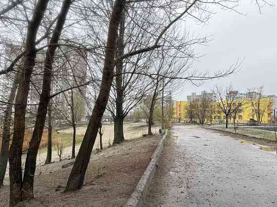 Продаж Квартира 2-кімнатна, 1/10 поверх на Драгоманова, 5 Київ