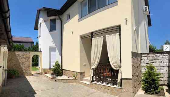 Оренда Будинок на Лабораторная ул. 