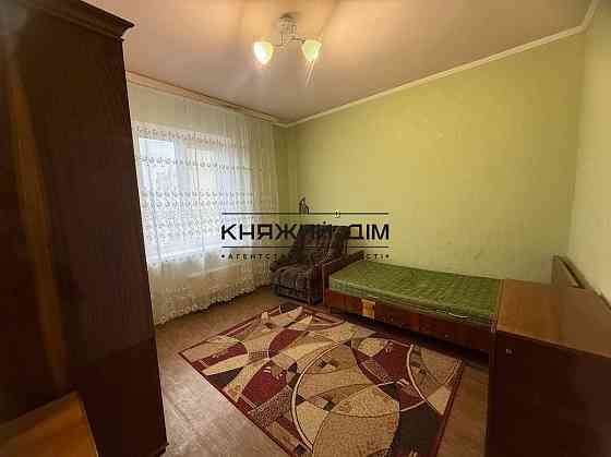 Продаж Квартира 1-кімнатна, 8/15 поверх на Ревуцкого ул. Киев