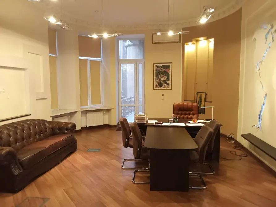 For sale Space In Residential Building area 325 sq.m floor 1 at Маразлиевская Odessa - photo 4