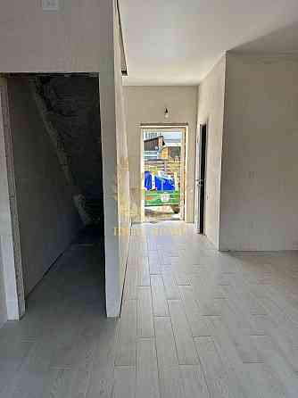 Продаж Будинок 4-кімнатний 