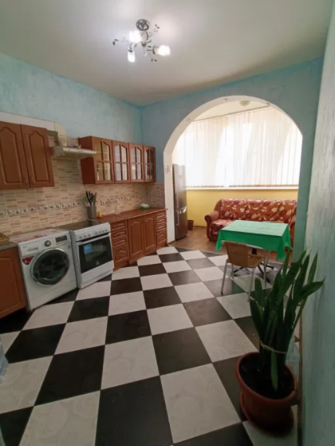 Продам 1-кв., 60 кв. м., Корольова Одесса