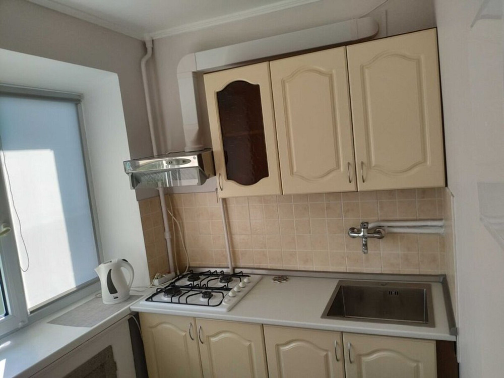 Оренда Квартира 1-кімнатна, 5/8 поверх на Бастіо #769;нна, 1/36 Kiev - photo 1