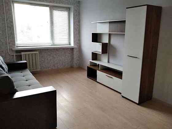 Оренда Квартира 2-кімнатна, 8/10 поверх на пр. Победы Kiev