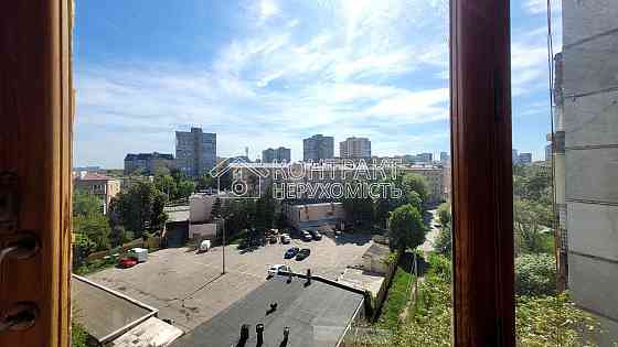 Продаж Квартира 1-кімнатна, 8/9 поверх на вул. Науки Харків