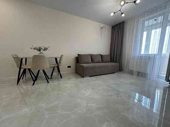 1-комнатная с ремонтом в ЖК Скай Сити, ул. Варненская Odessa